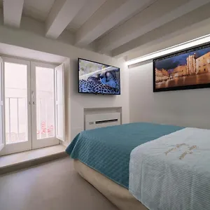 Ortigia Charme Piazza Duomo Apartment