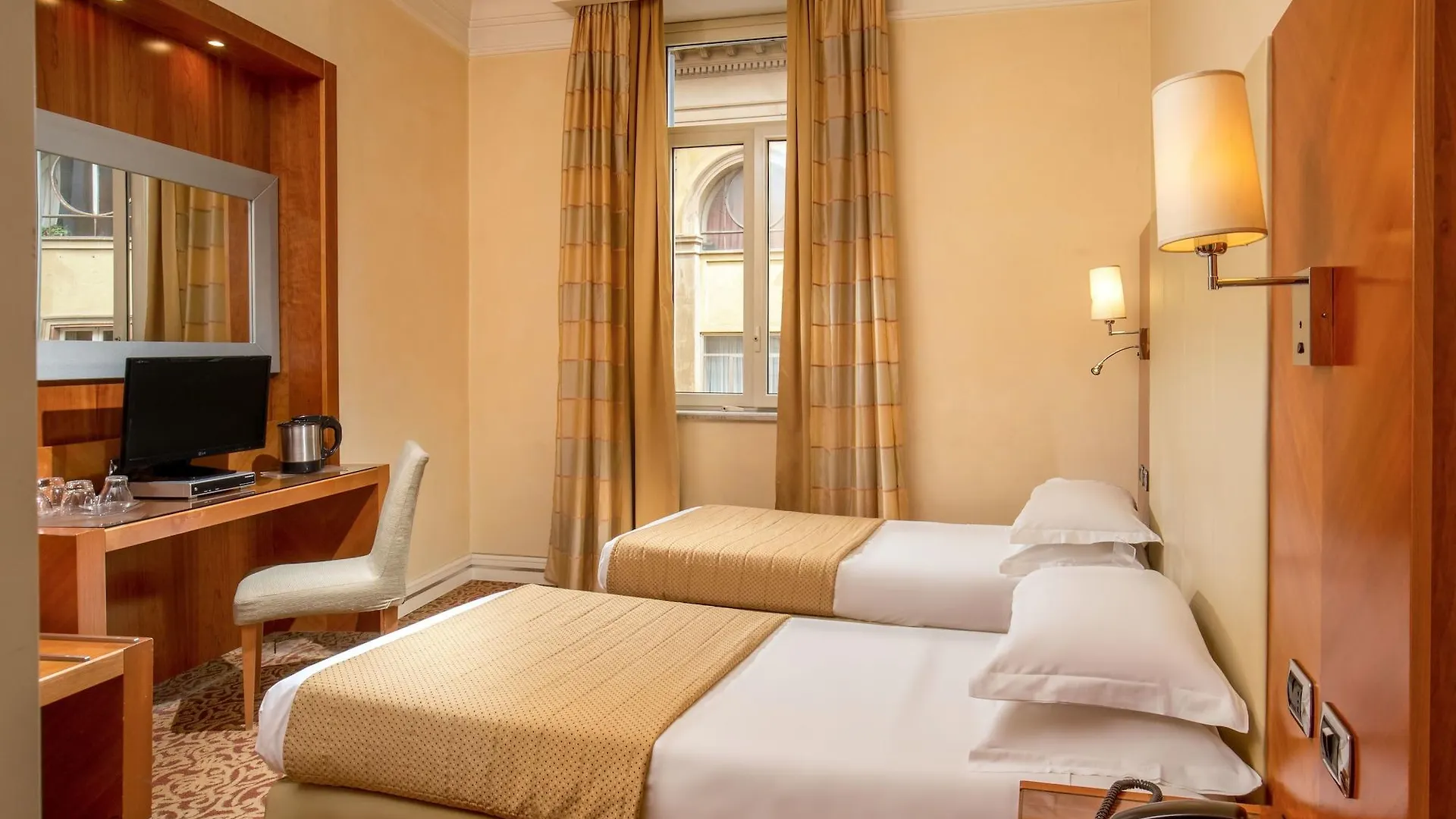 Suite Opera Rooms Rome Maison d'hôtes