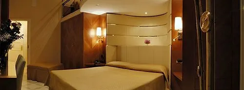 Suite Opera Rooms Rome 3*,